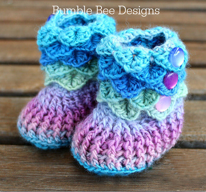 Crocodile stitch shop baby booties