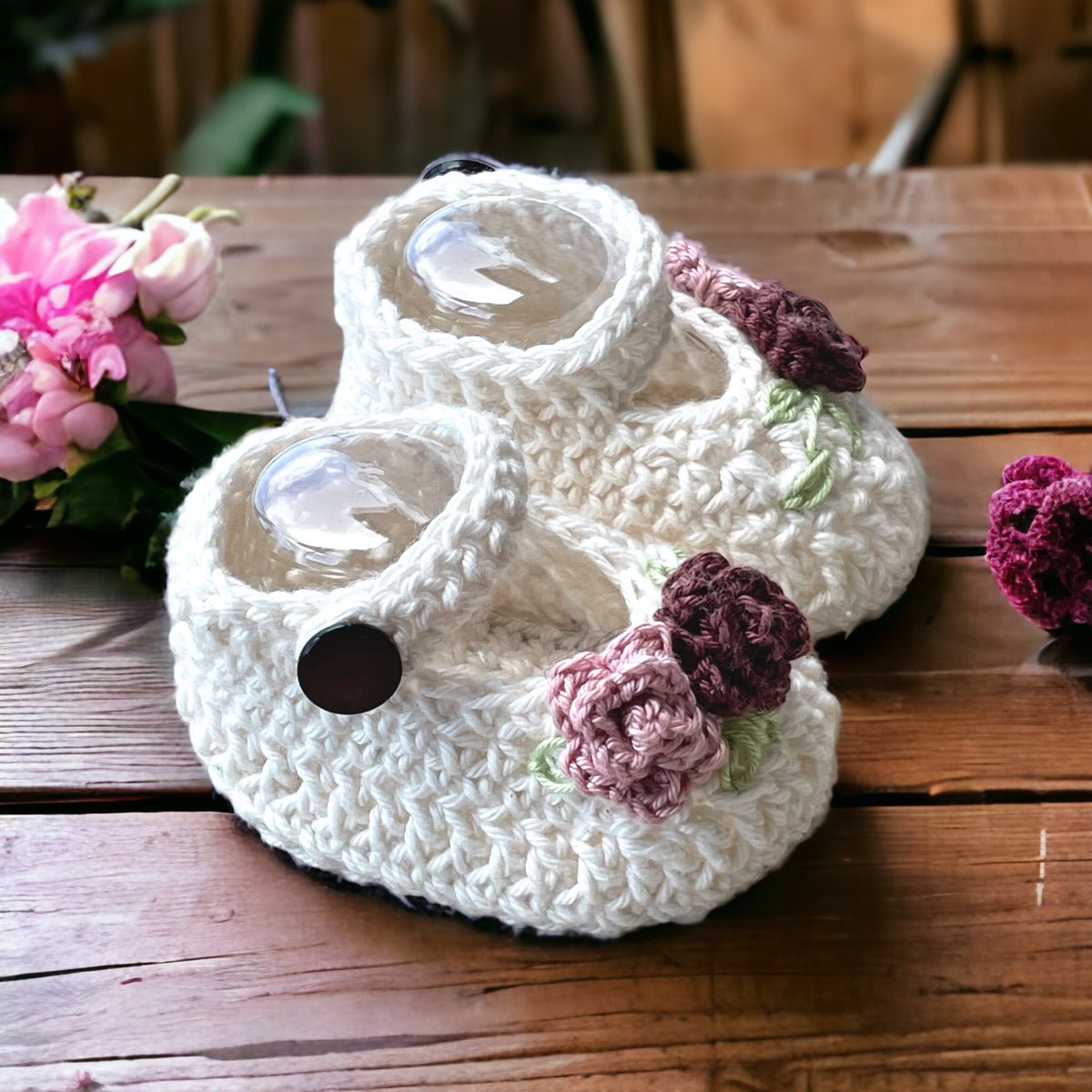 Crochet baby booties, Cream Mary Jane rose shoes